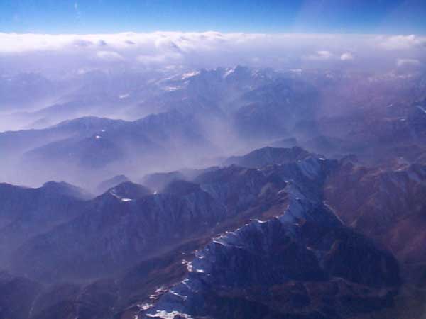 Looking into the Himalaya from the air